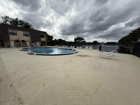 1021 Springdale Circle Palm Springs FL 33461