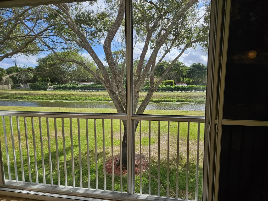 4734 Lucerne Lakes Boulevard Lake Worth FL 33467