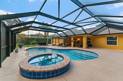 2136 Sw Panther Trace Stuart FL 34997