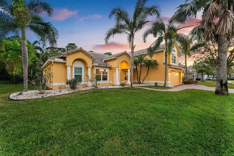 2136 Sw Panther Trace Stuart FL 34997