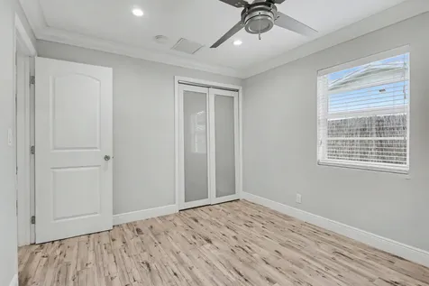 124 Sw 11th Avenue Boynton Beach FL 33435