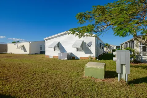 522 Hemingway Terrace Fort Pierce FL 34982