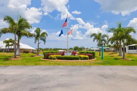 522 Hemingway Terrace Fort Pierce FL 34982