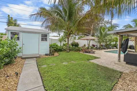 1521 Venus Avenue Jupiter FL 33469