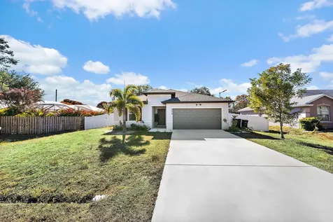 2574 Sw Cameo Boulevard Port Saint Lucie FL 34953