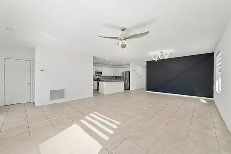 2574 Sw Cameo Boulevard Port Saint Lucie FL 34953