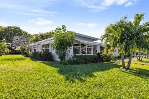 200 South Boulevard Boynton Beach FL 33435