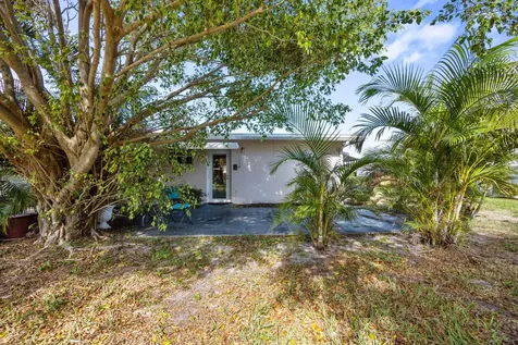 200 South Boulevard Boynton Beach FL 33435