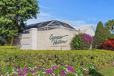 9061 Cypress Hollow Drive Palm Beach Gardens FL 33418