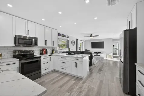 2388 S Wallen Drive Palm Beach Gardens FL 33410