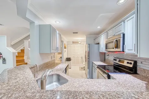 5235 Sapphire Valley Boca Raton FL 33486