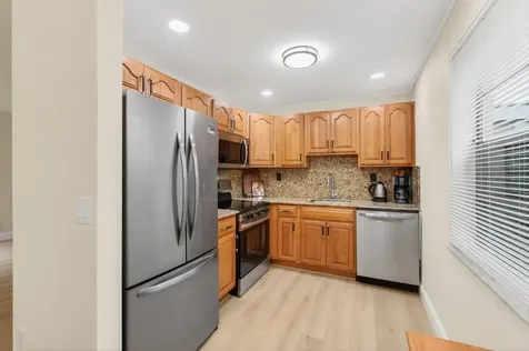 826 Normandy R Delray Beach FL 33484