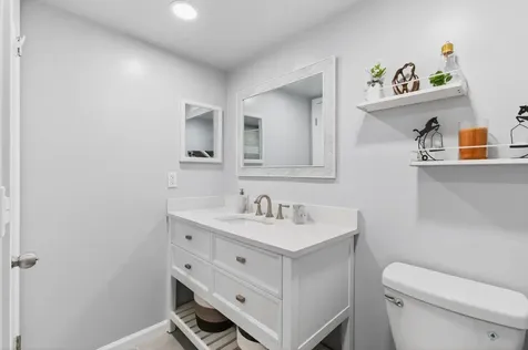 826 Normandy R Delray Beach FL 33484