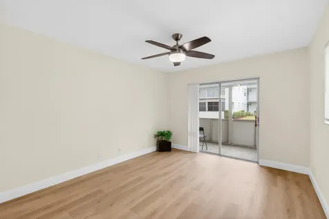 826 Normandy R Delray Beach FL 33484