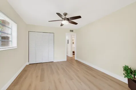 826 Normandy R Delray Beach FL 33484