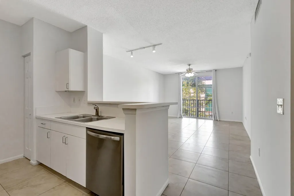 720 S Sapodilla Avenue West Palm Beach FL 33401