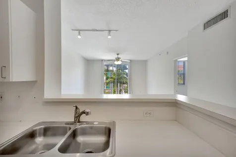 720 S Sapodilla Avenue West Palm Beach FL 33401