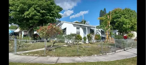1060 W 26th Court Riviera Beach FL 33404