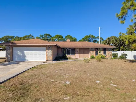 5511 Paleo Pines Circle Fort Pierce FL 34951