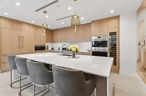 2200 Pga Boulevard Palm Beach Gardens FL 33408