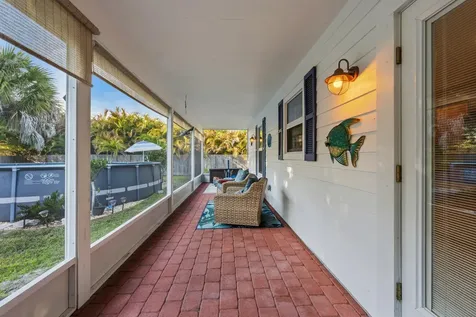2263 4th Avenue Vero Beach FL 32962