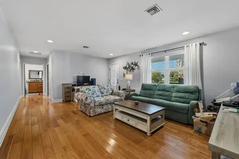 2263 4th Avenue Vero Beach FL 32962