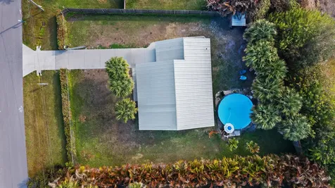 2263 4th Avenue Vero Beach FL 32962