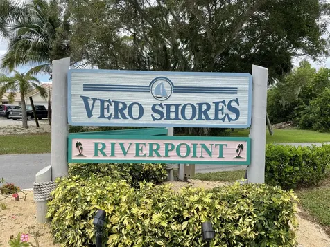 2263 4th Avenue Vero Beach FL 32962