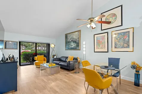 490 Hardwood Place Boca Raton FL 33431