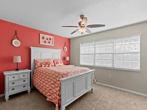1901 Indian River Boulevard Vero Beach FL 32960