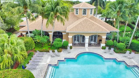 287 Berenger Walk Royal Palm Beach FL 33414