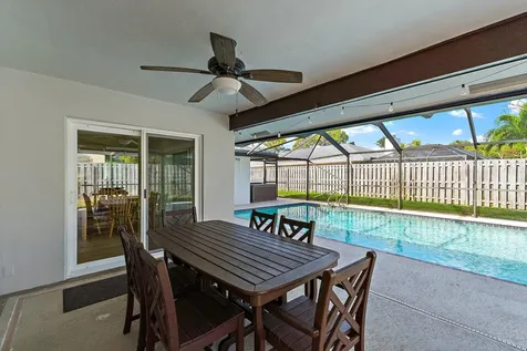4147 Beech Avenue Palm Beach Gardens FL 33410