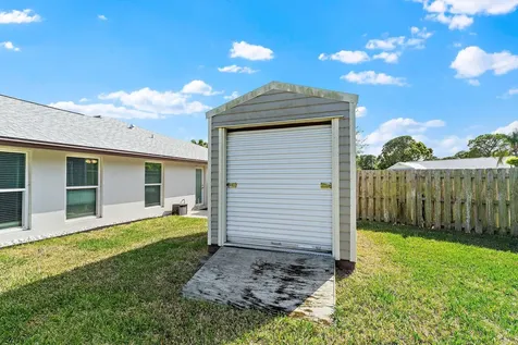 4147 Beech Avenue Palm Beach Gardens FL 33410
