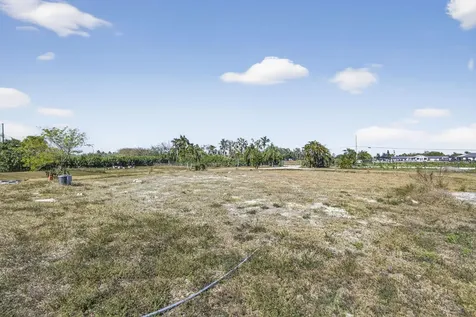 16296 Deer Path Lane Wellington FL 33470