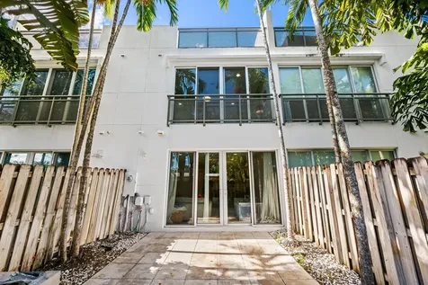 830 Ne 19th Avenue Fort Lauderdale FL 33304