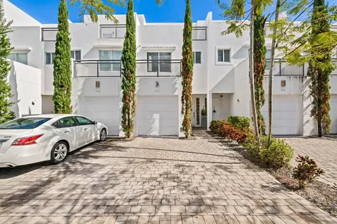 830 Ne 19th Avenue Fort Lauderdale FL 33304