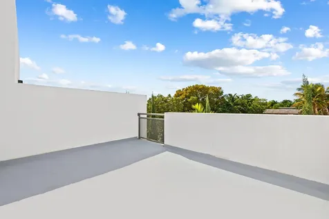830 Ne 19th Avenue Fort Lauderdale FL 33304