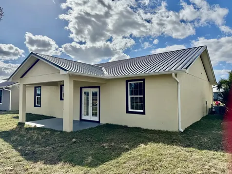 5007 Se 42nd Street Okeechobee FL 34974