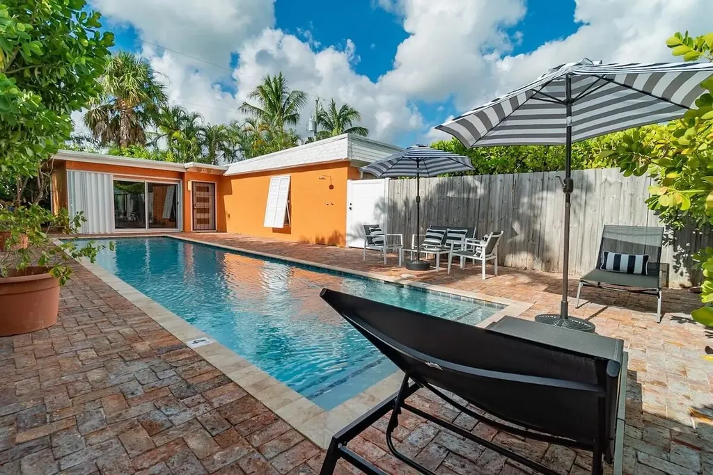 616 Claremore Drive West Palm Beach FL 33401