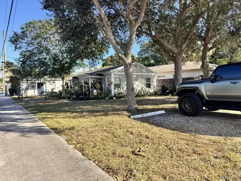 717 8th Avenue Lake Worth Beach FL 33460