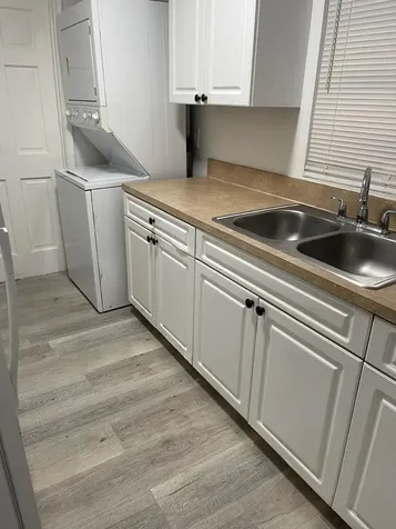 1245 W 35th Street Riviera Beach FL 33404
