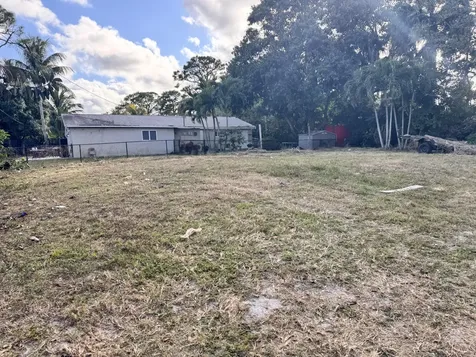4411 Maine Street Lake Worth FL 33461