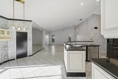8870 Nw 49th Drive Coral Springs FL 33067