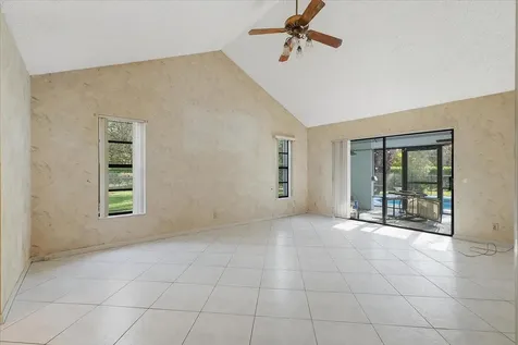 8870 Nw 49th Drive Coral Springs FL 33067