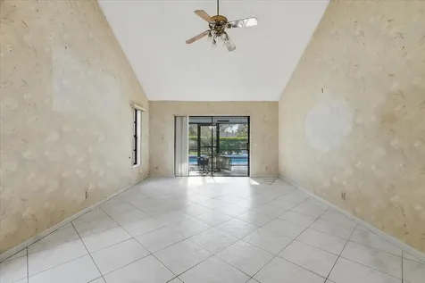 8870 Nw 49th Drive Coral Springs FL 33067