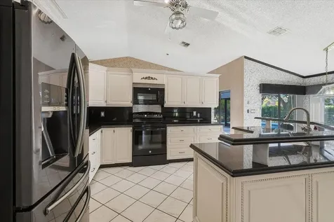 8870 Nw 49th Drive Coral Springs FL 33067