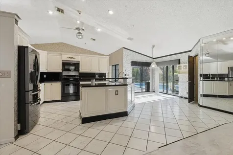 8870 Nw 49th Drive Coral Springs FL 33067