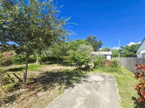 1115 S M Street Lake Worth FL 33460