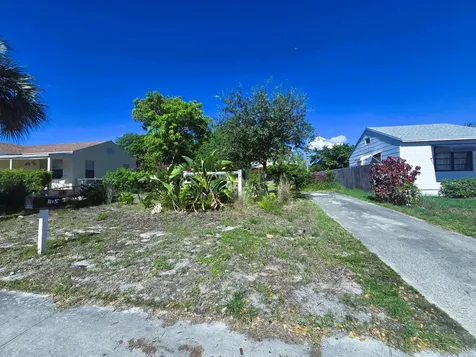 1115 S M Street Lake Worth FL 33460
