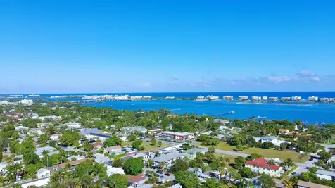 1115 S M Street Lake Worth FL 33460